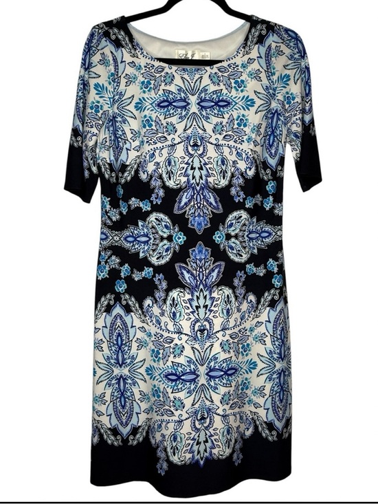 Eliza J Dresses & Skirts - Eliza J Sz 6 Elegant blue and white paisley shift dress half sleeves | EUC